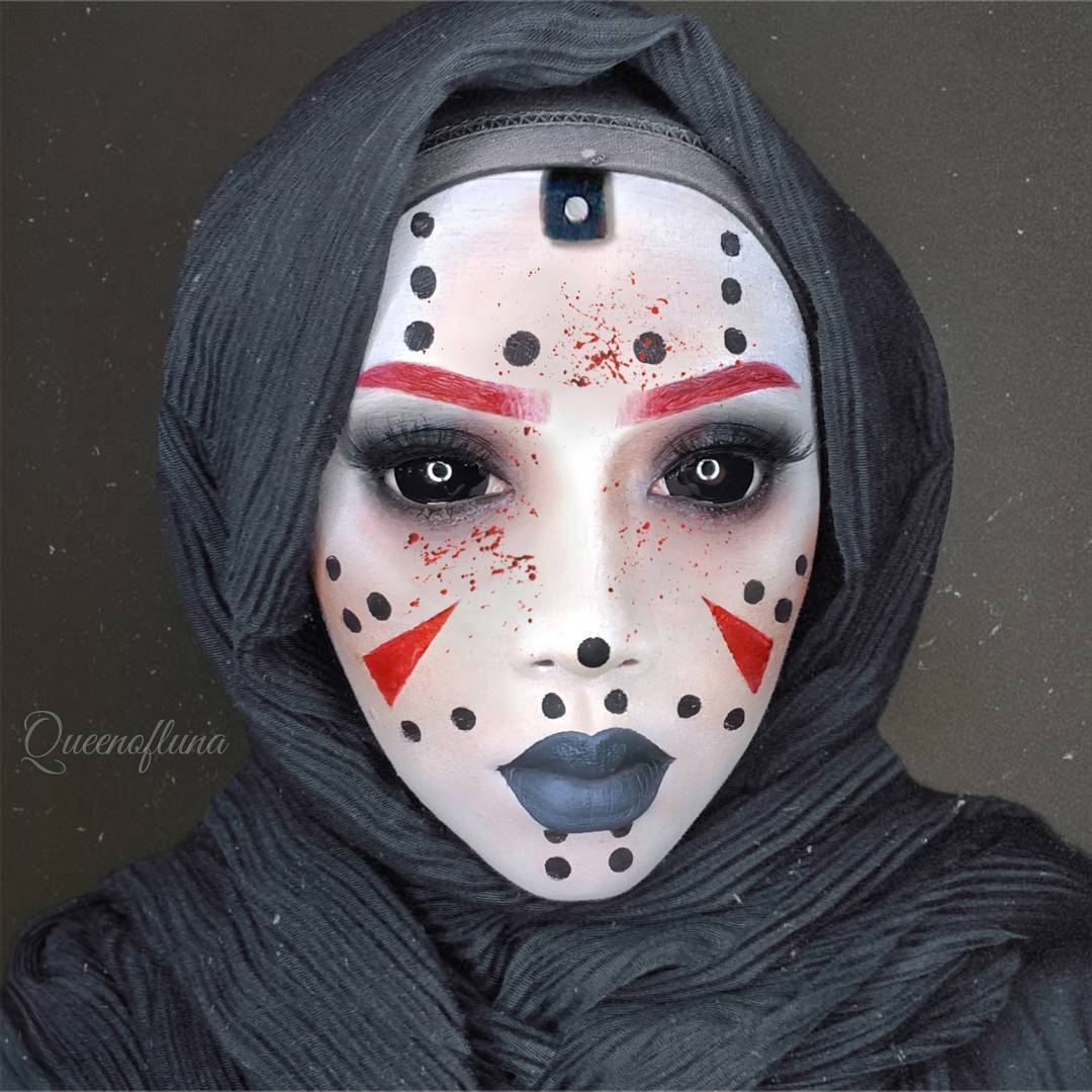 Instagram/Queen of Luna Jason would be so proud.